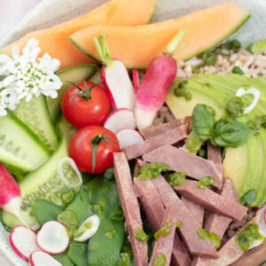 Salade-fraîcheur-de-légumes-et-de-langue-de-porc-en-gelée-e1594306456860-800x533
